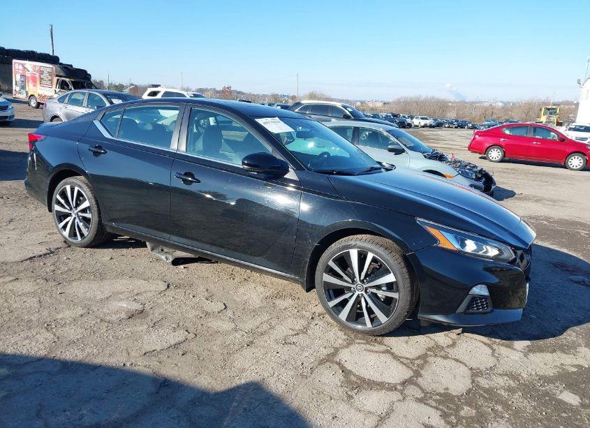 2021 Nissan Altima SR INTELLIGENT AWD (VIN 1N4BL4CWXMN407099) main photo