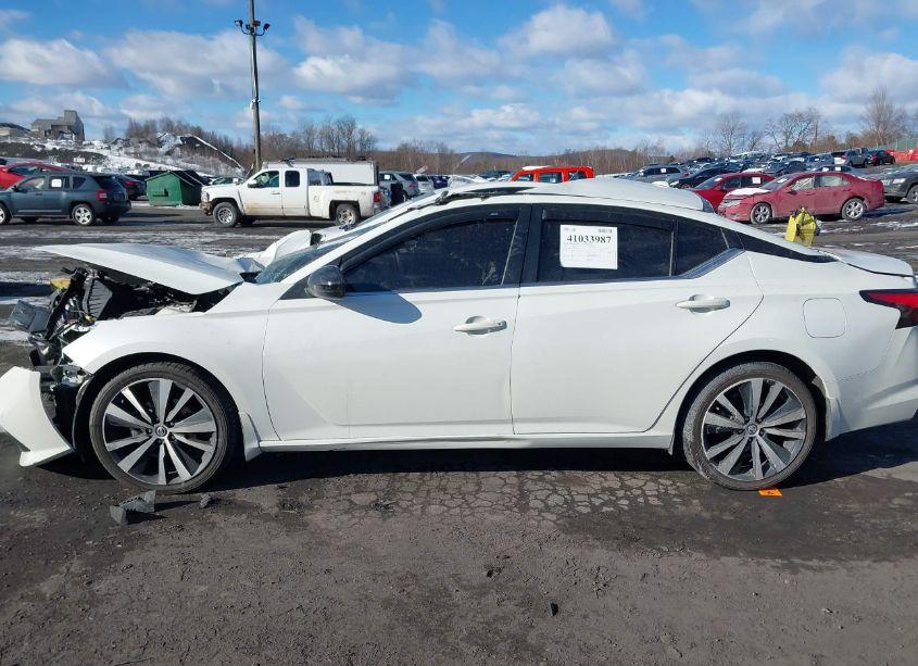 Photo 13 of 2022 Nissan Altima SR INTELLIGENT AWD (VIN 1N4BL4CWXNN313175)