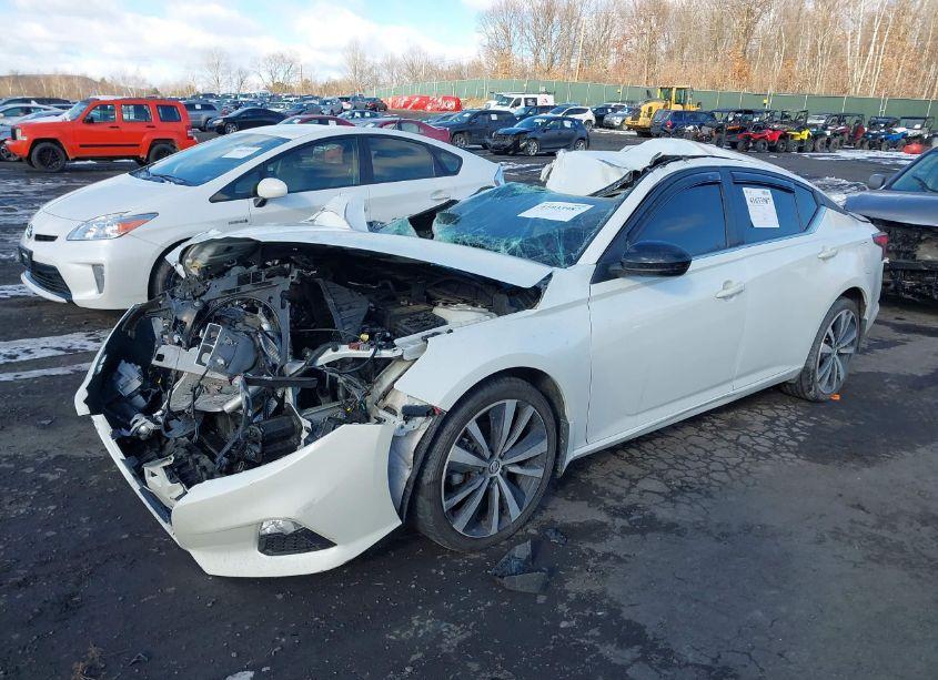 Photo 2 of 2022 Nissan Altima SR INTELLIGENT AWD (VIN 1N4BL4CWXNN313175)