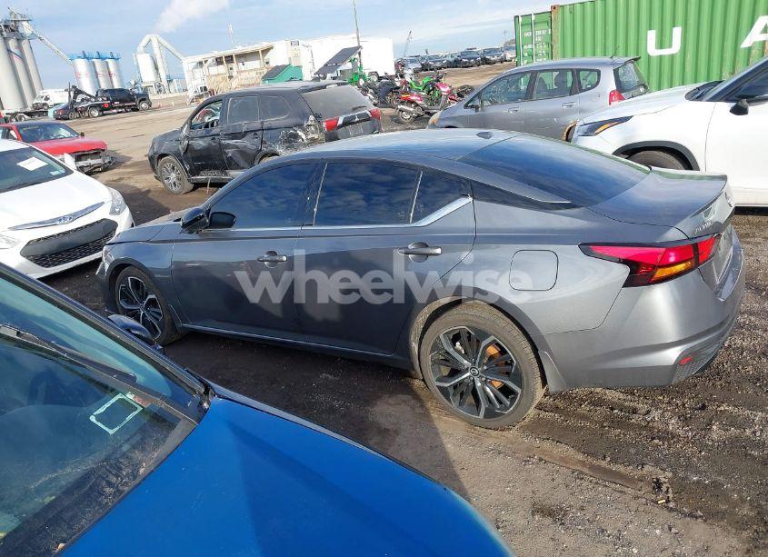 Photo 15 of 2024 Nissan Altima SR INTELLIGENT AWD (VIN 1N4BL4CWXRN327678)