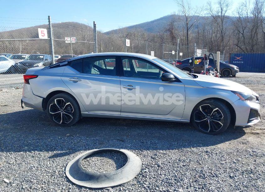 Photo 13 of 2024 Nissan Altima SR INTELLIGENT AWD (VIN 1N4BL4CWXRN357229)