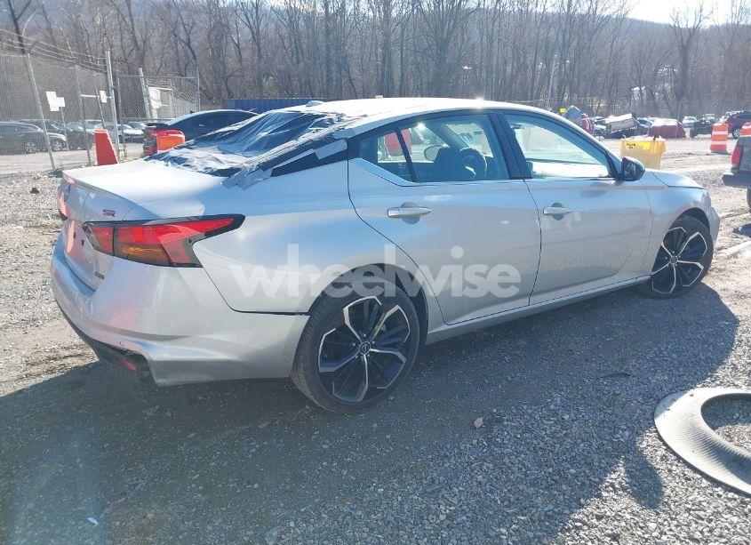 Photo 4 of 2024 Nissan Altima SR INTELLIGENT AWD (VIN 1N4BL4CWXRN357229)