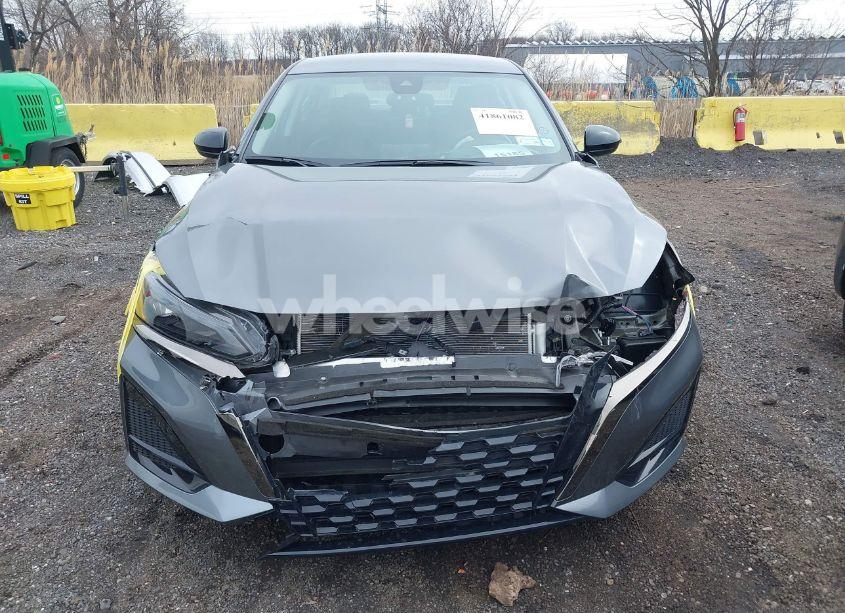 Photo 12 of 2024 Nissan Altima SR INTELLIGENT AWD (VIN 1N4BL4CWXRN400628)