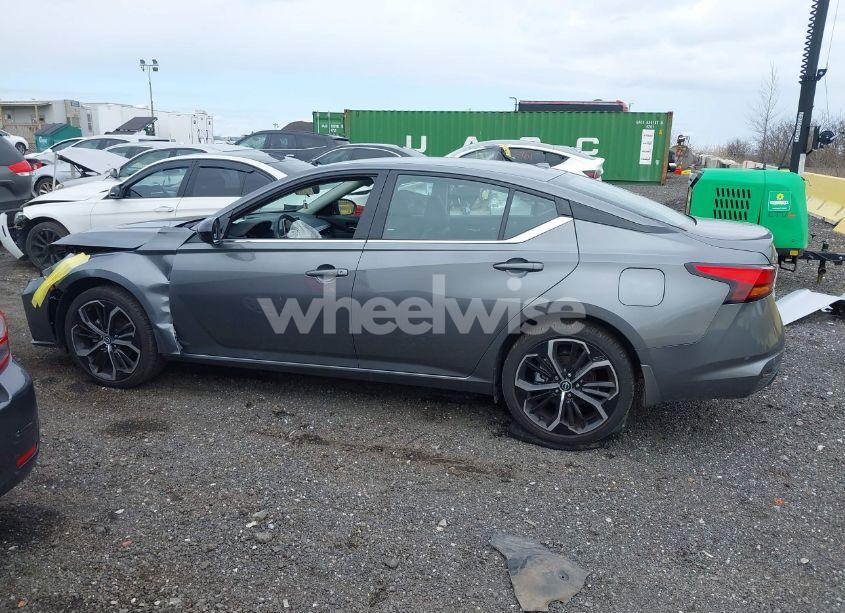 Photo 14 of 2024 Nissan Altima SR INTELLIGENT AWD (VIN 1N4BL4CWXRN400628)