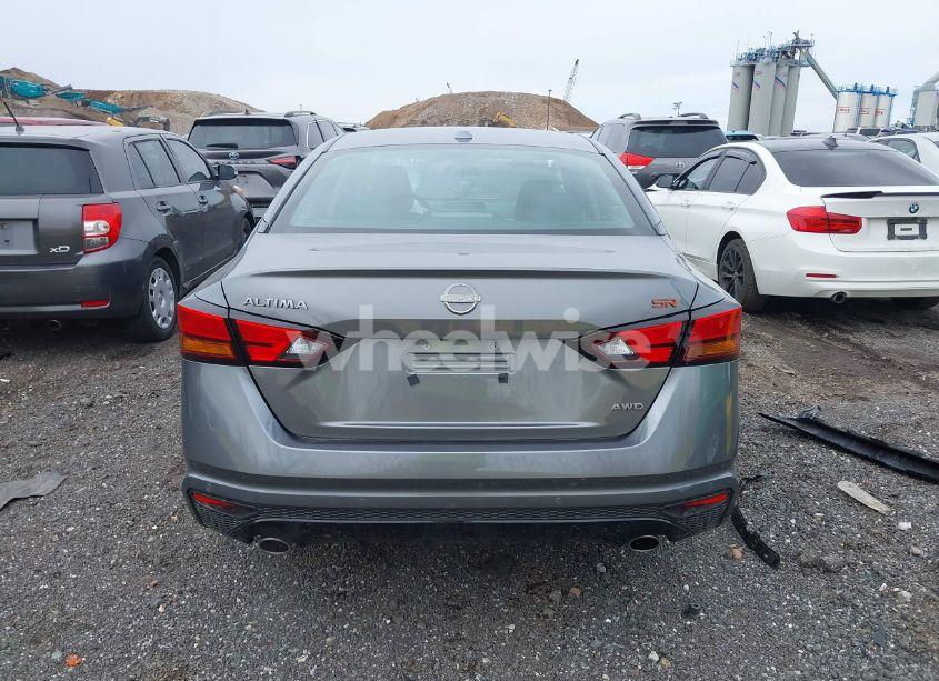 Photo 16 of 2024 Nissan Altima SR INTELLIGENT AWD (VIN 1N4BL4CWXRN400628)