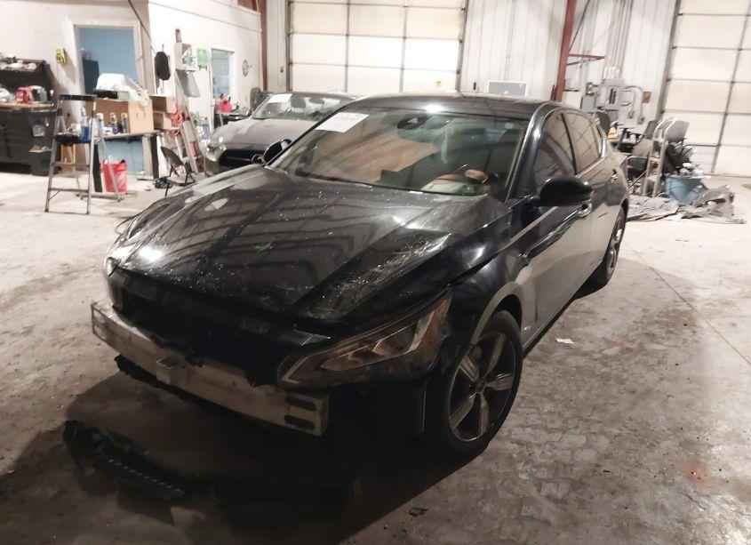 Photo 2 of 2019 Nissan Altima 2.5 SV (VIN 1N4BL4DV0KC106534)