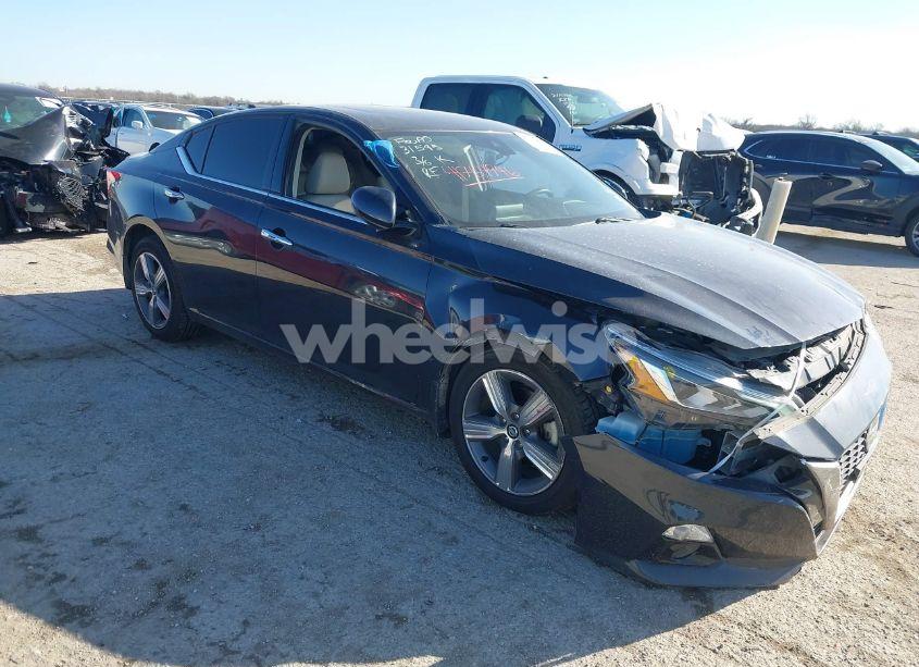 2019 Nissan Altima 2.5 SV (VIN 1N4BL4DV0KC115623) main photo