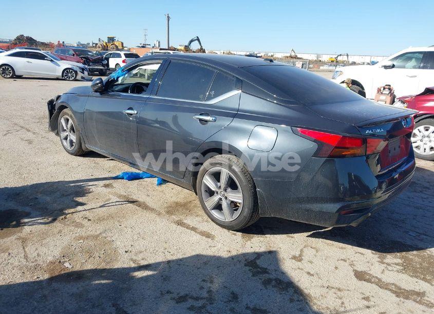 Photo 3 of 2019 Nissan Altima 2.5 SV (VIN 1N4BL4DV0KC115623)