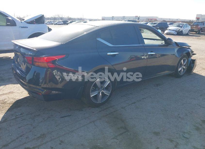 Photo 4 of 2019 Nissan Altima 2.5 SV (VIN 1N4BL4DV0KC115623)