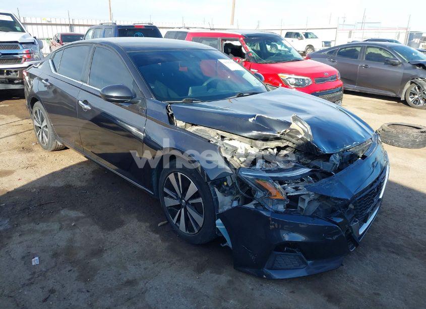2021 Nissan Altima SV FWD (VIN 1N4BL4DV0MN326439) main photo