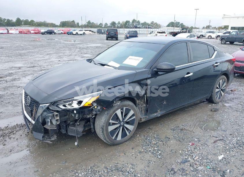 Photo 6 of 2021 Nissan Altima SV FWD (VIN 1N4BL4DV0MN338784)