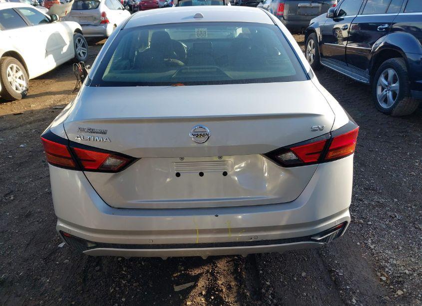 Photo 16 of 2021 Nissan Altima SV FWD (VIN 1N4BL4DV0MN354936)