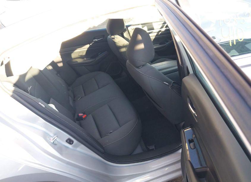 Photo 8 of 2021 Nissan Altima SV FWD (VIN 1N4BL4DV0MN354936)