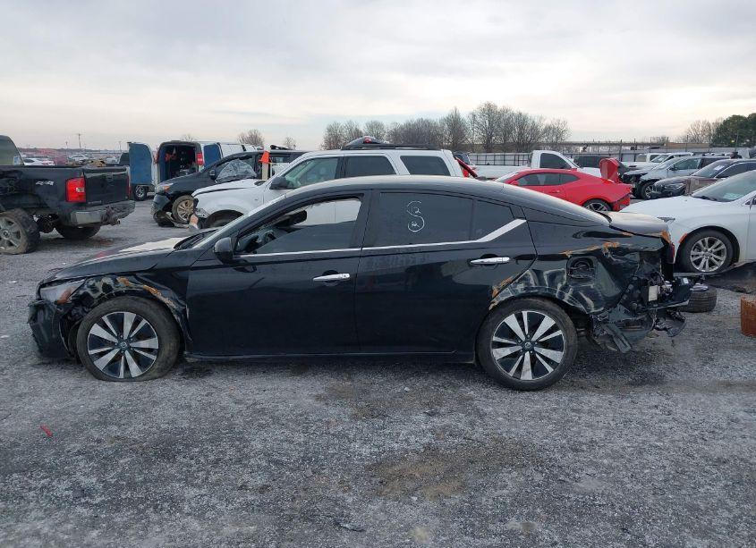 Photo 15 of 2021 Nissan Altima SV FWD (VIN 1N4BL4DV0MN358016)