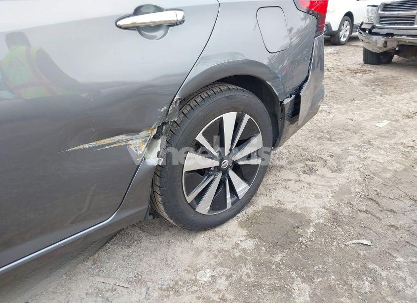 Photo 19 of 2021 Nissan Altima SV FWD (VIN 1N4BL4DV0MN395888)