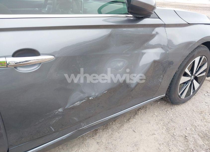 Photo 20 of 2021 Nissan Altima SV FWD (VIN 1N4BL4DV0MN395888)