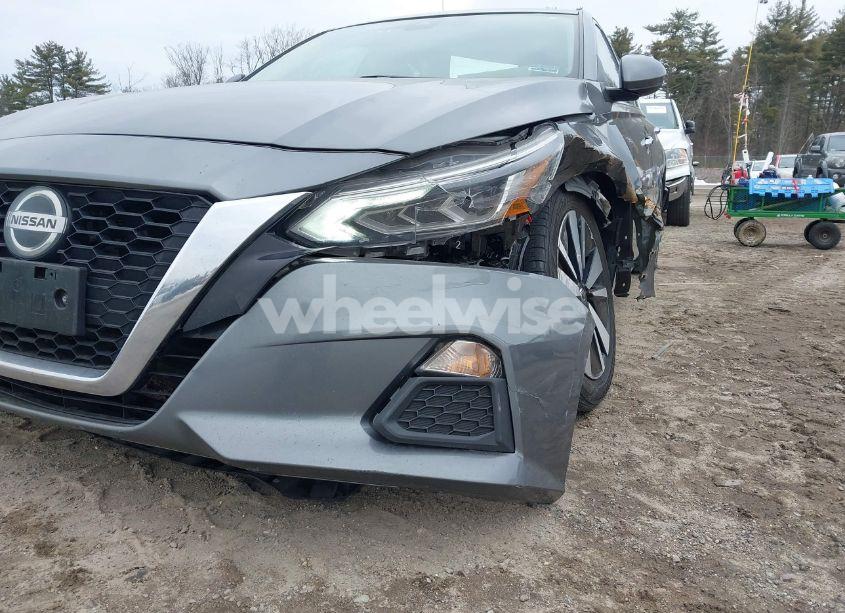 Photo 6 of 2021 Nissan Altima SV FWD (VIN 1N4BL4DV0MN395888)