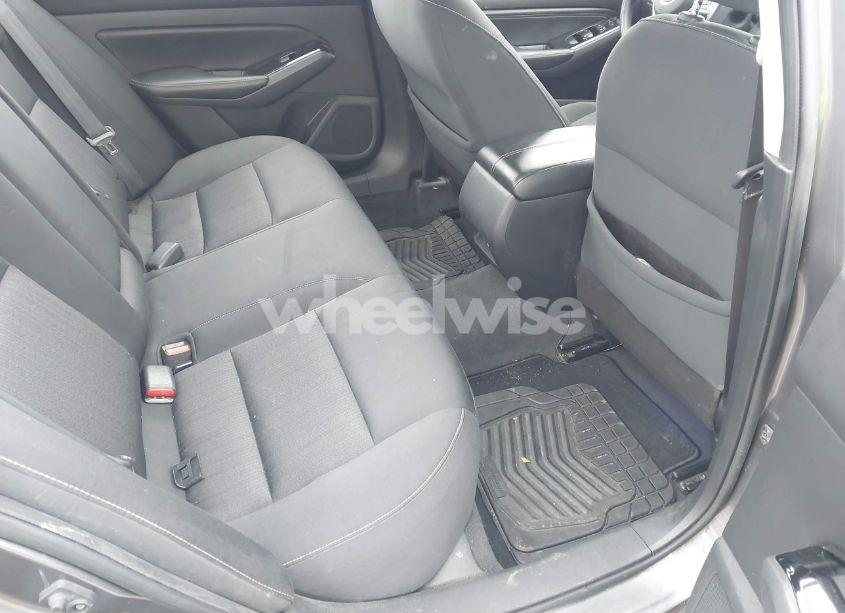 Photo 8 of 2021 Nissan Altima SV FWD (VIN 1N4BL4DV0MN395888)