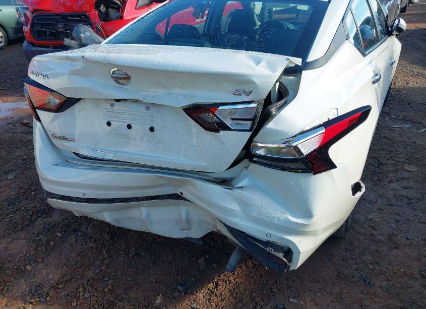 Photo 6 of 2022 Nissan Altima SV FWD (VIN 1N4BL4DV0NN300425)