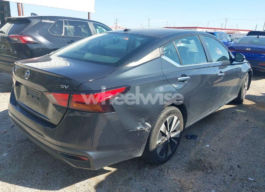 Photo 4 of 2022 Nissan Altima SV FWD (VIN 1N4BL4DV0NN300845)