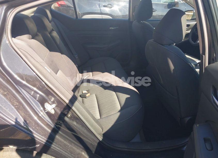 Photo 8 of 2022 Nissan Altima SV FWD (VIN 1N4BL4DV0NN300845)