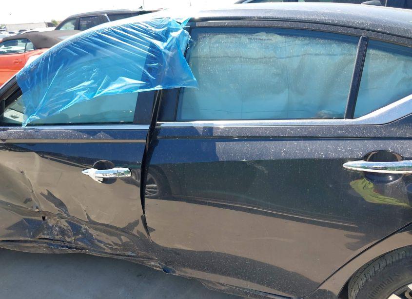 Photo 13 of 2022 Nissan Altima SV FWD (VIN 1N4BL4DV0NN305043)