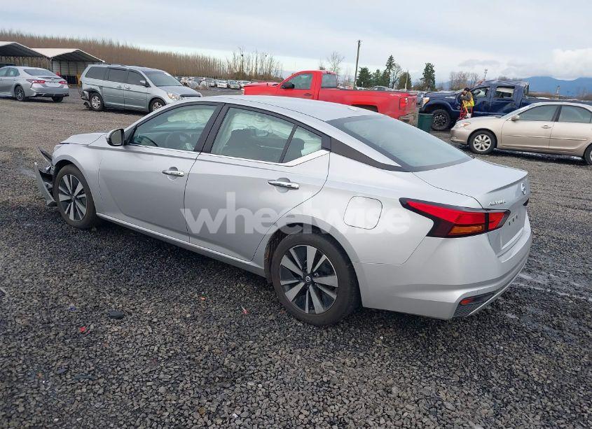 Photo 3 of 2022 Nissan Altima SV FWD (VIN 1N4BL4DV0NN308346)