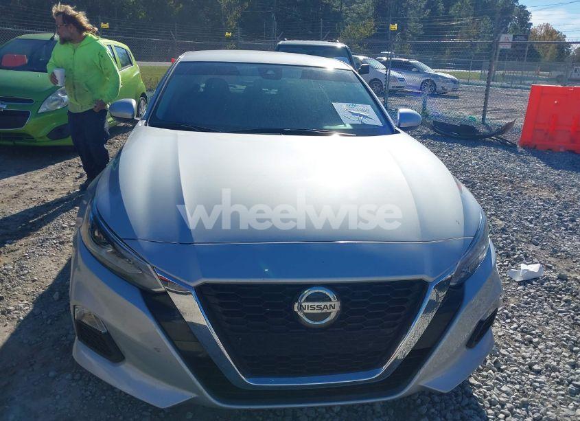 Photo 13 of 2022 Nissan Altima SV FWD (VIN 1N4BL4DV0NN318052)