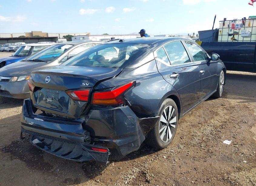 Photo 4 of 2022 Nissan Altima SV FWD (VIN 1N4BL4DV0NN340505)