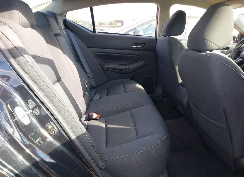 Photo 8 of 2022 Nissan Altima SV FWD (VIN 1N4BL4DV0NN340505)