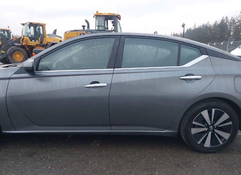 Photo 14 of 2022 Nissan Altima SV FWD (VIN 1N4BL4DV0NN388716)