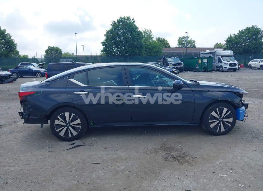 Photo 12 of 2022 Nissan Altima SV FWD (VIN 1N4BL4DV0NN391535)