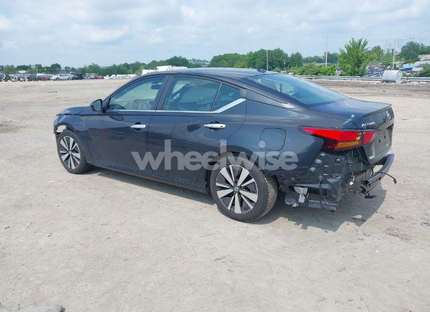 Photo 3 of 2022 Nissan Altima SV FWD (VIN 1N4BL4DV0NN391535)