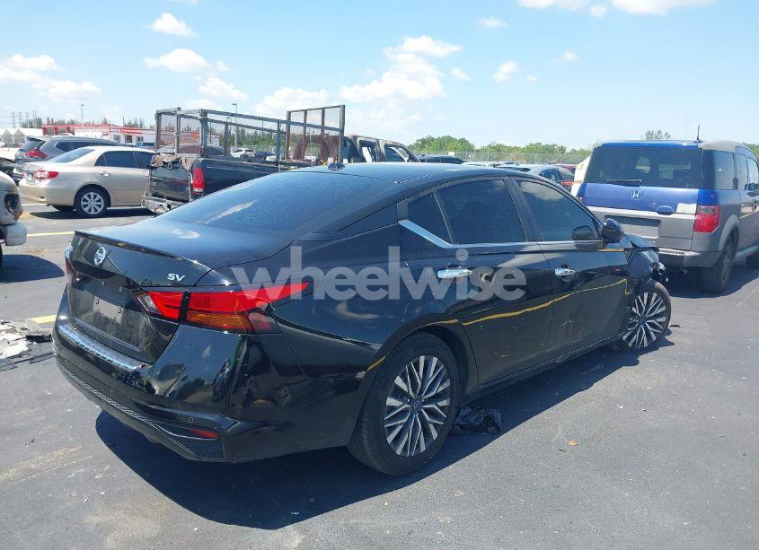 Photo 4 of 2022 Nissan Altima SV FWD (VIN 1N4BL4DV0NN408530)