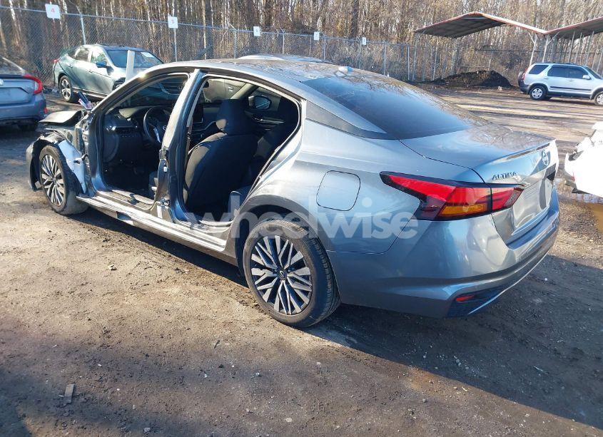 Photo 3 of 2023 Nissan Altima SV FWD (VIN 1N4BL4DV0PN309886)