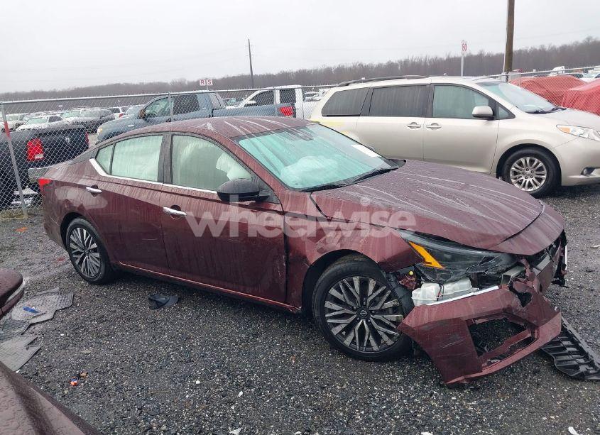 Photo 12 of 2023 Nissan Altima SV FWD (VIN 1N4BL4DV0PN320306)