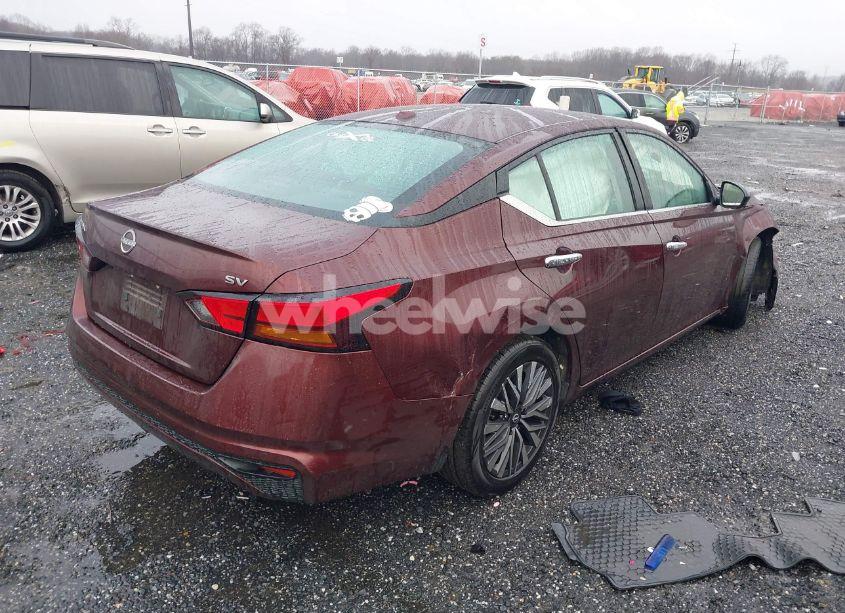 Photo 4 of 2023 Nissan Altima SV FWD (VIN 1N4BL4DV0PN320306)