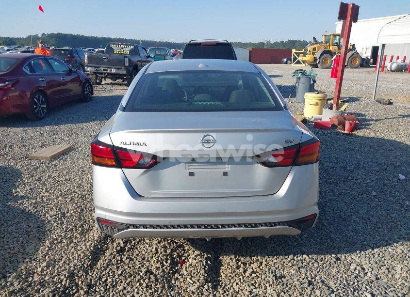 Photo 16 of 2023 Nissan Altima SV FWD (VIN 1N4BL4DV0PN323318)