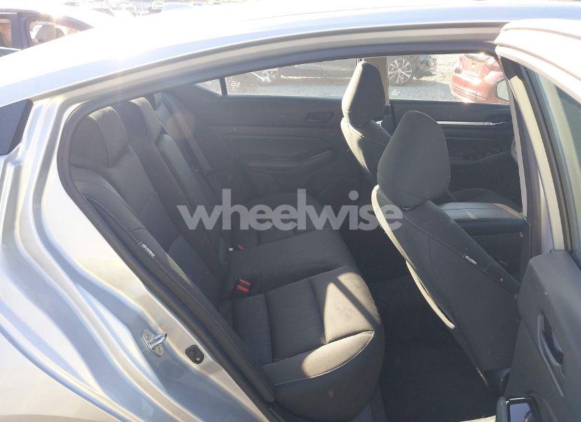 Photo 8 of 2023 Nissan Altima SV FWD (VIN 1N4BL4DV0PN323318)