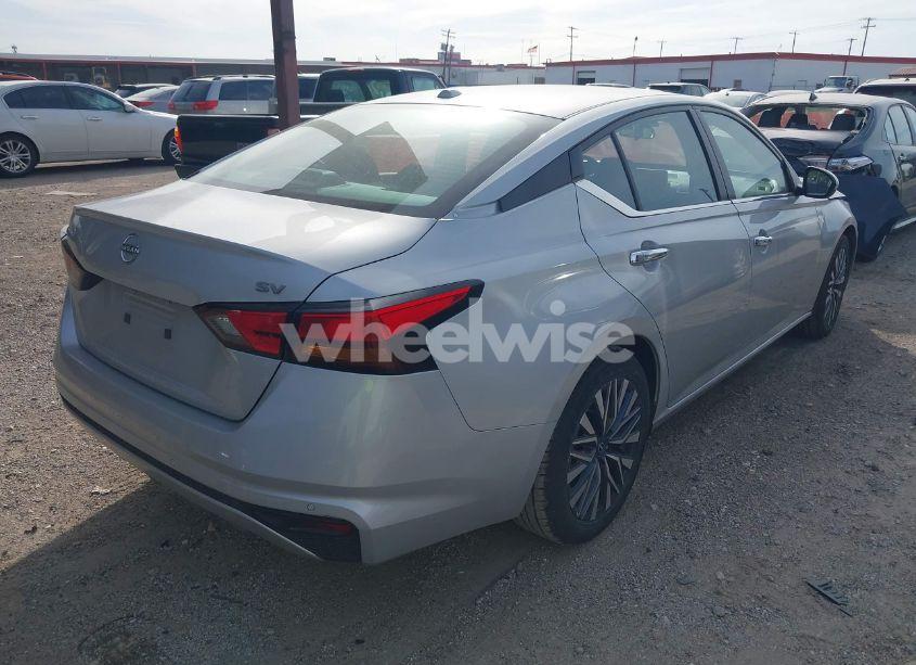 Photo 4 of 2023 Nissan Altima SV FWD (VIN 1N4BL4DV0PN349756)