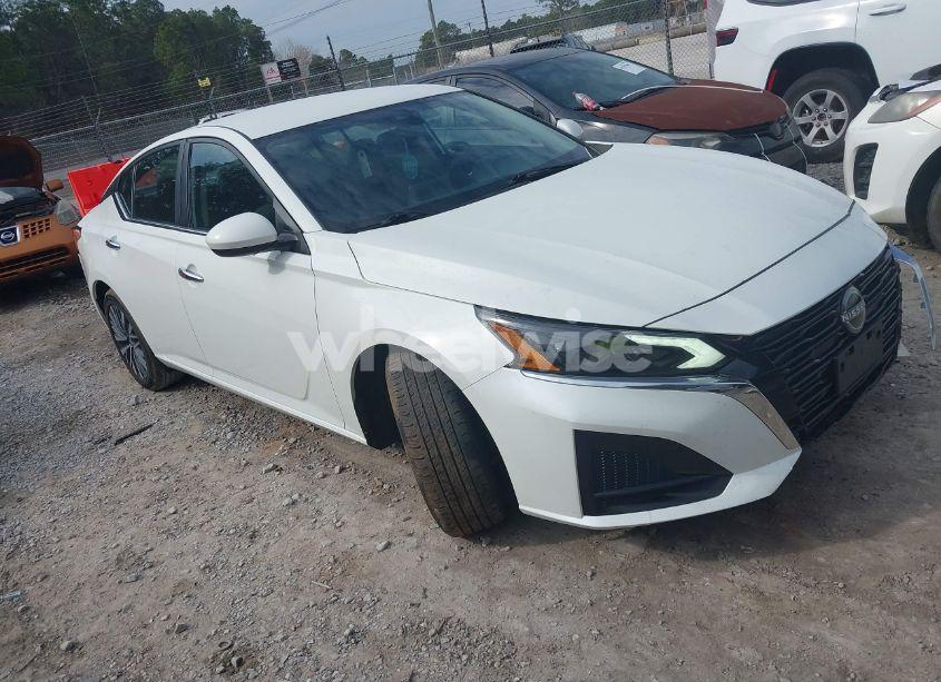 2023 Nissan Altima SV FWD (VIN 1N4BL4DV0PN356920) main photo