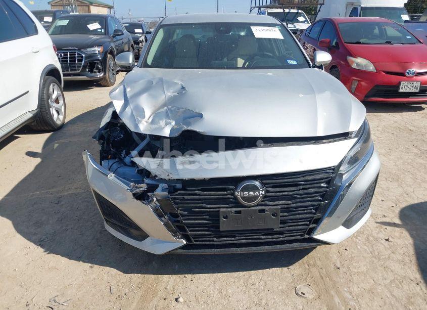 Photo 12 of 2023 Nissan Altima SV FWD (VIN 1N4BL4DV0PN364984)