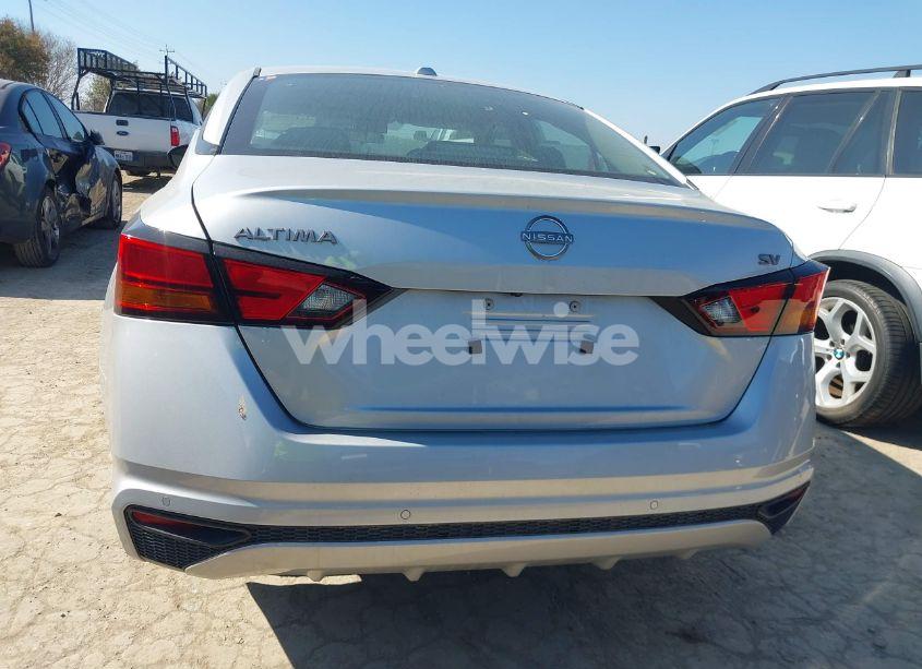 Photo 16 of 2023 Nissan Altima SV FWD (VIN 1N4BL4DV0PN364984)