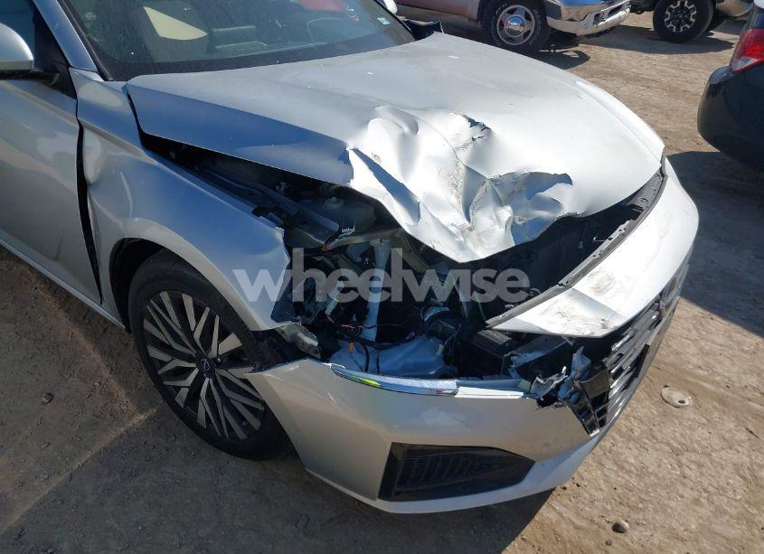 Photo 6 of 2023 Nissan Altima SV FWD (VIN 1N4BL4DV0PN364984)