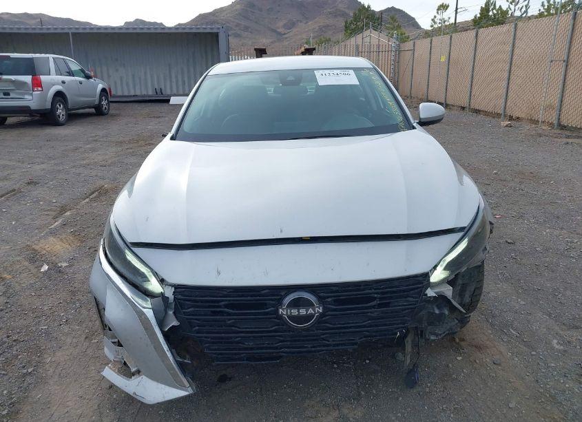 Photo 12 of 2023 Nissan Altima SV FWD (VIN 1N4BL4DV0PN366900)