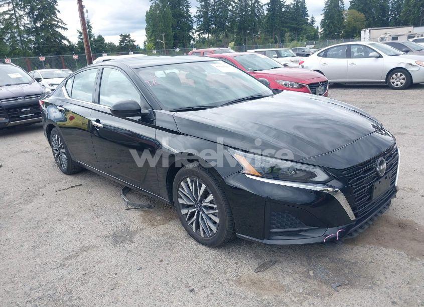 2023 Nissan Altima SV FWD (VIN 1N4BL4DV0PN387892) main photo