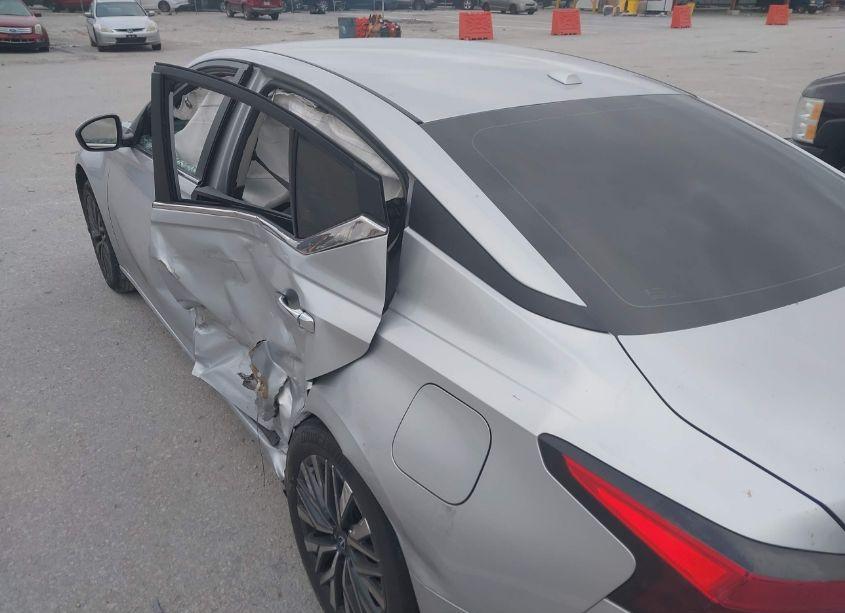 Photo 16 of 2023 Nissan Altima SV FWD (VIN 1N4BL4DV0PN393644)