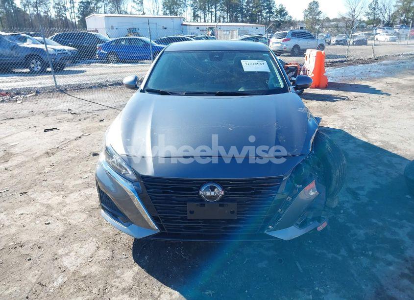 Photo 11 of 2023 Nissan Altima SV FWD (VIN 1N4BL4DV0PN398701)