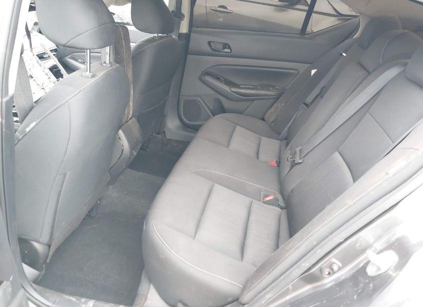 Photo 8 of 2023 Nissan Altima SV FWD (VIN 1N4BL4DV0PN400446)