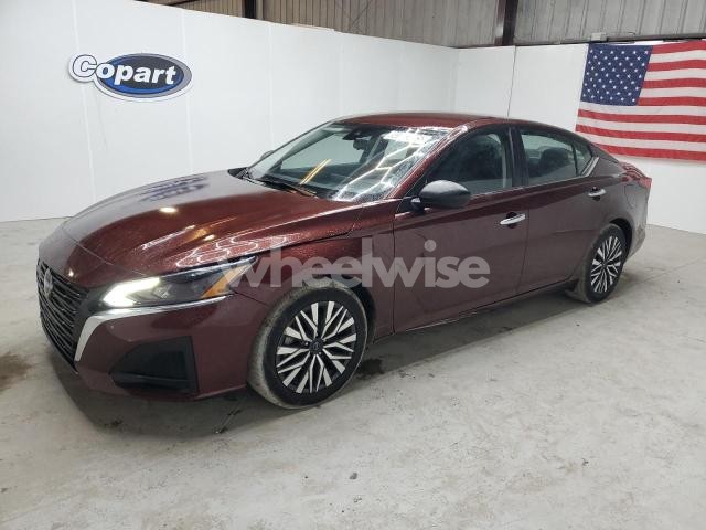 2024 NISSAN ALTIMA SV